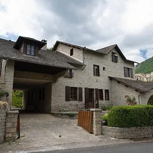 https://le-roucadel.midi-pyreneeshotels.com