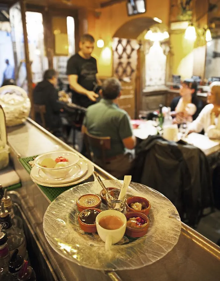 Bistrot Les Sans Culottes Hotel Paris
